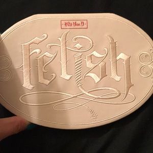 💕Kat Von D palette